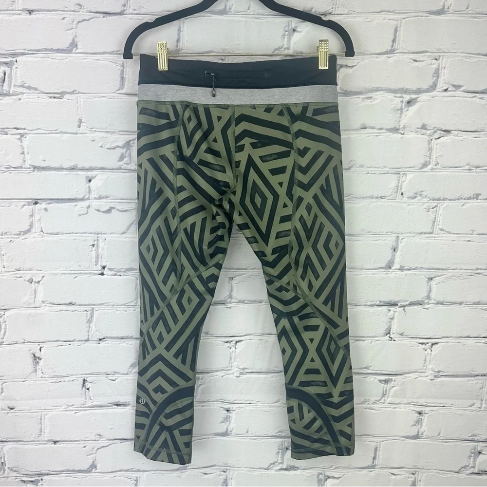 lululemon athletica excellent preowned